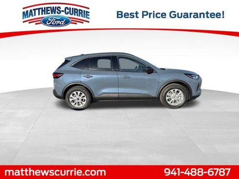 New 2026 Ford Escape Active w/ Active Premium Tech Pack image 3