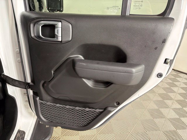 Used 2024 Jeep Gladiator Sport AWD/4WD image 37