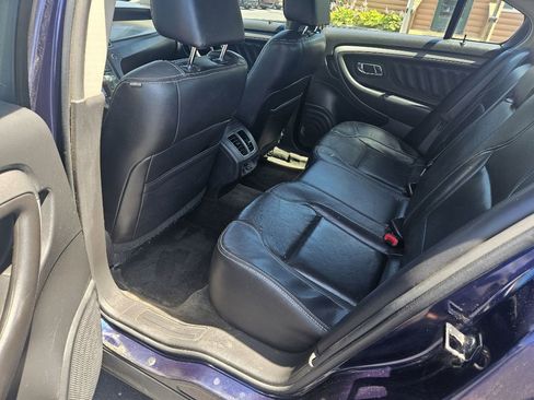 Used 2011 Ford Taurus SEL image 14