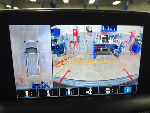 Used 2021 Chevrolet Tahoe High Country w/ Premium Package AWD/4WD image 26