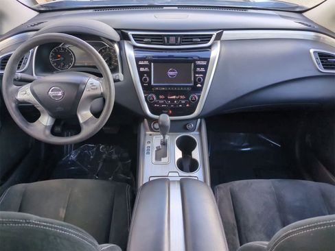 Used 2015 Nissan Murano S image 15