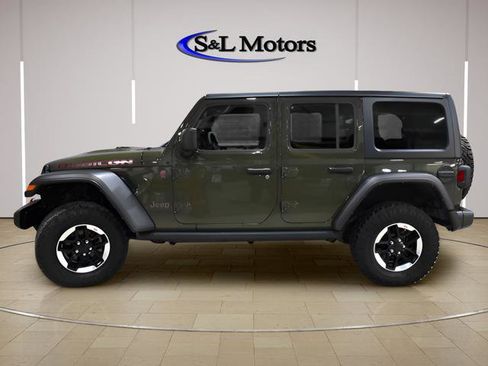 Used 2021 Jeep Wrangler Unlimited Rubicon w/ Dual Top Group AWD/4WD image 3