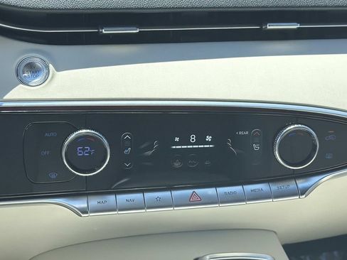Certified 2023 Genesis Electrified GV70 AWD/4WD image 11