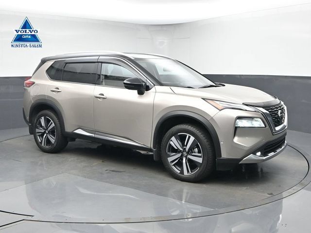 Used 2021 Nissan Rogue Platinum FWD image 1