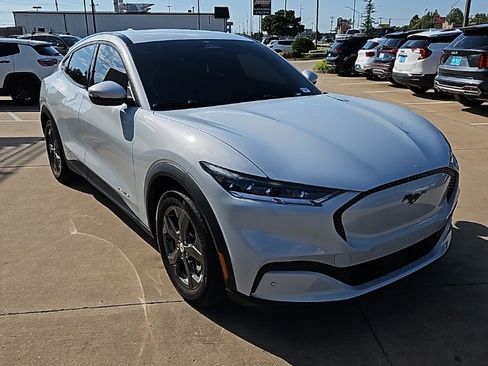 Used 2022 Ford Mustang Mach-E Select image 3