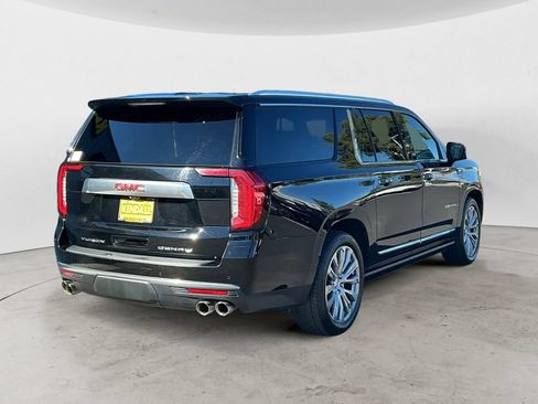 Used 2023 GMC Yukon XL Denali w/ Denali Reserve Package AWD/4WD image 5