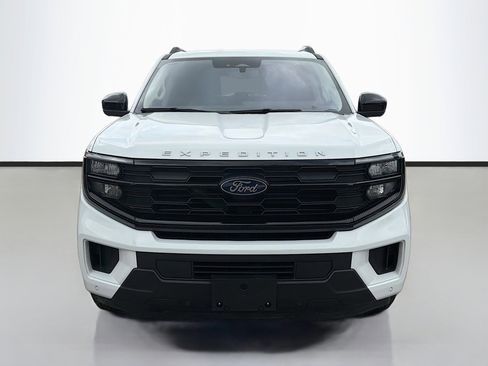 Used 2025 Ford Expedition Active AWD/4WD image 8