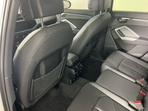 Used 2022 Audi Q3 2.0T Premium Plus w/ Premium Plus Package image 22