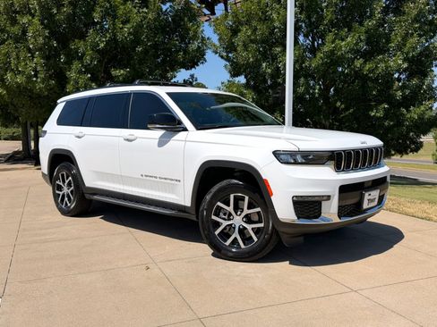 Used 2025 Jeep Grand Cherokee L Limited w/ Trailer Tow Package AWD/4WD image 1