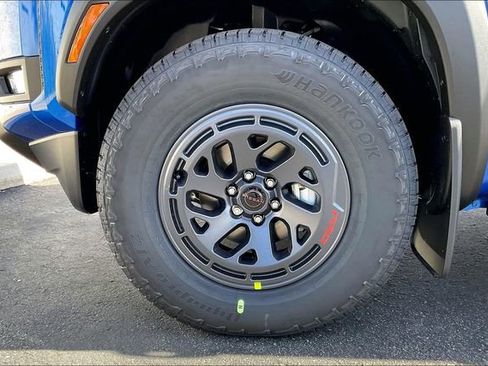 New 2026 Nissan Frontier Pro-X w/ Pro-X Convenience Package image 9