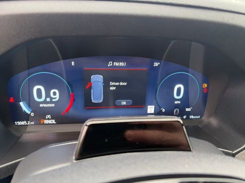 Used 2025 Ford Explorer Platinum image 24