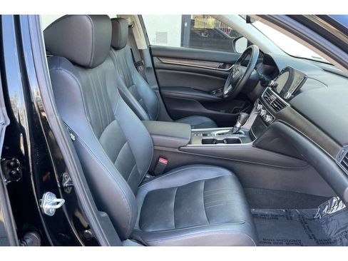 Used 2021 Honda Accord EX-L image 18