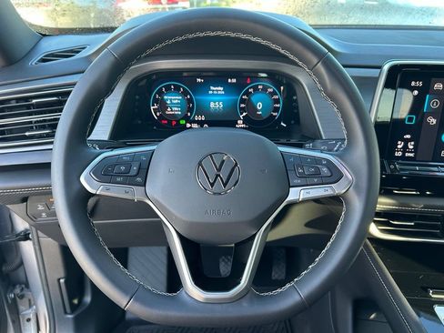 Certified 2024 Volkswagen Atlas Cross Sport SE AWD/4WD image 19