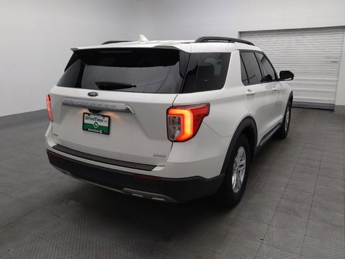 Used 2020 Ford Explorer XLT w/ Equipment Group 202A image 9