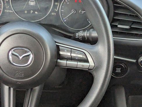 Used 2020 MAZDA MAZDA3 Sedan image 20