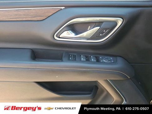 Certified 2024 Chevrolet Suburban Premier AWD/4WD image 16