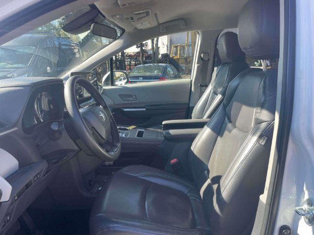Used 2022 Toyota Sienna LE FWD image 18