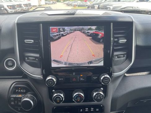 Used 2025 RAM 1500 Big Horn AWD/4WD image 18