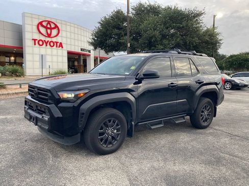 Used 2025 Toyota 4Runner SR5 AWD/4WD image 1