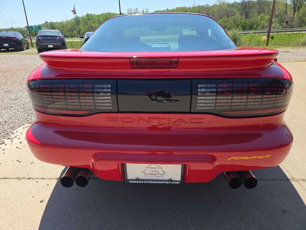 Used 1995 Pontiac Firebird Formula RWD image 1