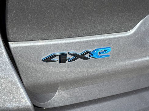 Certified 2022 Jeep Grand Cherokee Trailhawk w/ Luxury Tech Group III AWD/4WD image 15