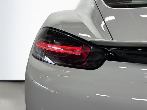 Used 2024 Porsche 718 Cayman GT4 image 10