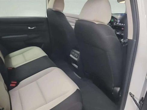 Used 2024 Honda CR-V LX image 22