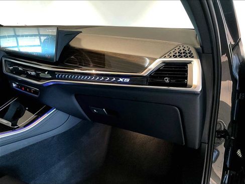 Used 2024 BMW X5 xDrive50e w/ M Sport Package image 23