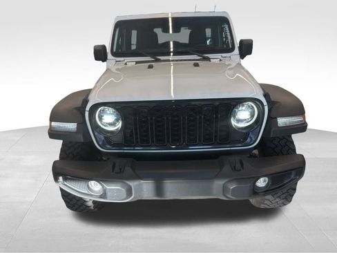 Used 2024 Jeep Wrangler Willys image 23