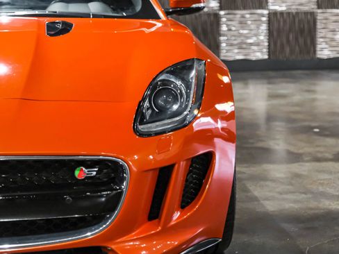 Used 2014 Jaguar F-TYPE S RWD image 40