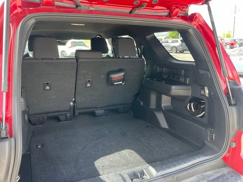 Used 2025 Toyota 4Runner TRD Sport AWD/4WD image 31