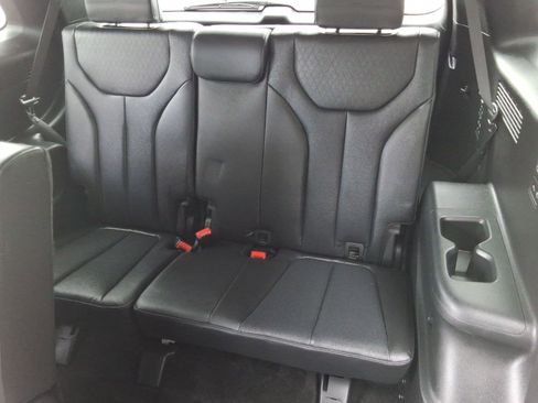 Used 2022 Hyundai Palisade SEL w/ 8P Bench Seat Package image 33