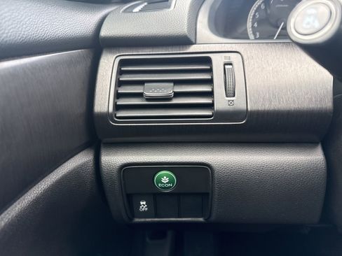 Used 2013 Honda Accord EX image 24