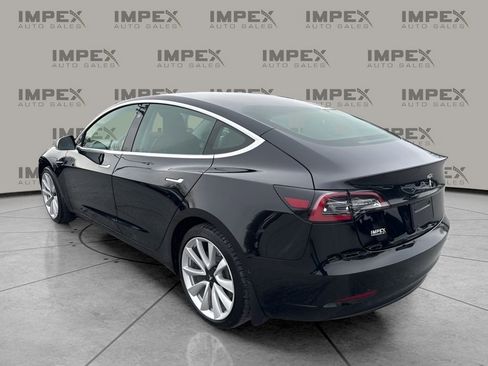 Used 2020 Tesla Model 3 Standard Range Plus image 3