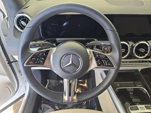 Certified 2026 Mercedes-Benz GLA 250 4MATIC image 19