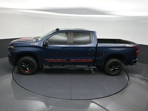 Used 2021 Chevrolet Silverado 1500 LT Trail Boss w/ Convenience Package II AWD/4WD image 16