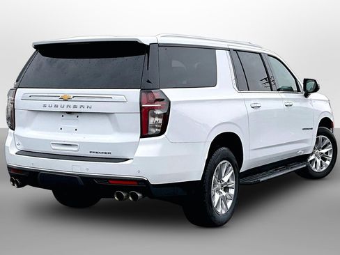 Used 2023 Chevrolet Suburban Premier AWD/4WD image 11