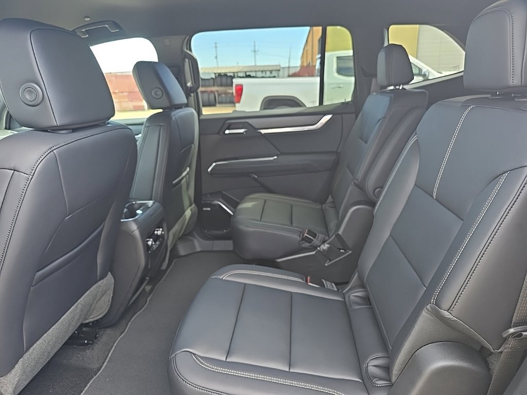 New 2027 GMC Acadia Elevation w/ Elevation Premium Package FWD image 16