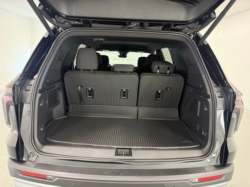 New 2026 Chevrolet Traverse LT w/ Driver Confidence Package image 8