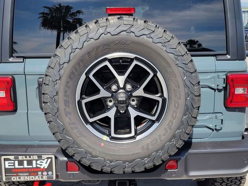 New 2026 Jeep Wrangler Unlimited Rubicon w/ Safety Group image 19