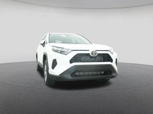 New 2025 Toyota RAV4 XLE FWD image 30