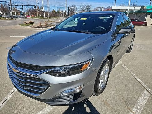 Used 2023 Chevrolet Malibu LS image 8