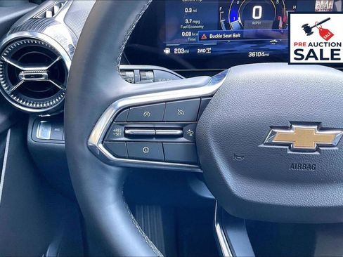 Used 2025 Chevrolet Equinox LT w/ Convenience Package II AWD/4WD image 18