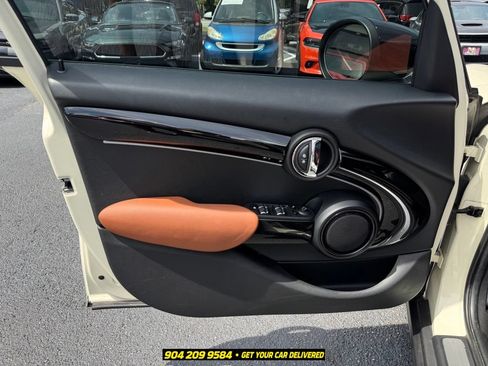 Used 2023 MINI Cooper S w/ Signature Upholstery Package FWD image 24
