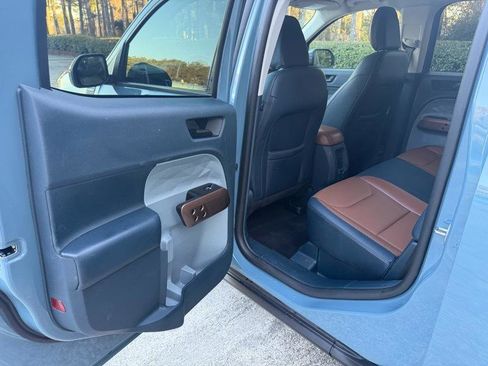 Used 2023 Ford Maverick Lariat image 21