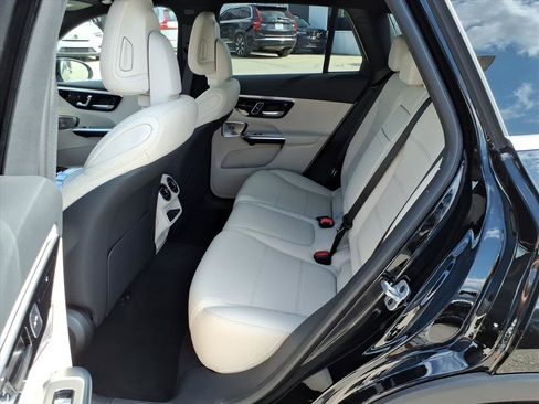 New 2026 Mercedes-Benz GLC 300 4MATIC image 13