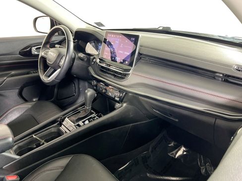 Used 2022 Jeep Compass Trailhawk w/ Trailhawk Convenience Group image 24