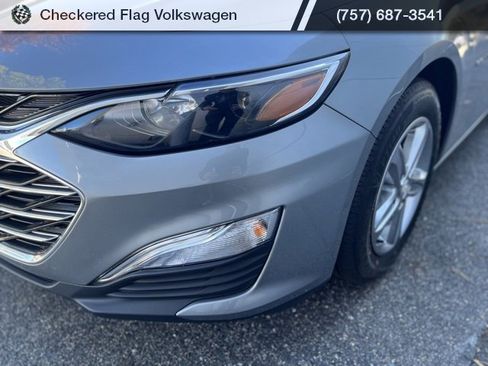 Used 2023 Chevrolet Malibu LS image 12