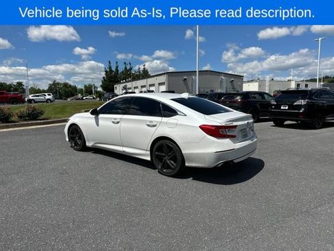 Used 2018 Honda Accord Sport image 2