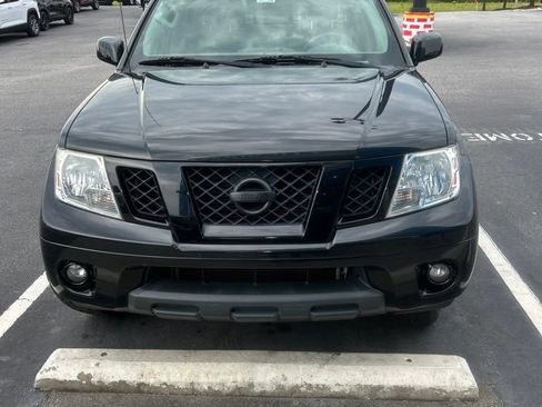 Used 2019 Nissan Frontier SV w/ Value Truck Package RWD image 1